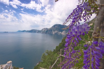 Vista panoramica dal terrazzo verso Capri
